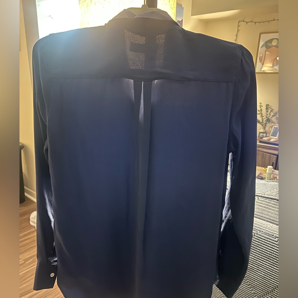 Blue Everlane The Clean Silk Relaxed Shirt - Picture 6 of 9